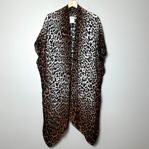 NWT Vintage Leopard Animal Print Kimono Style Wrap Cape